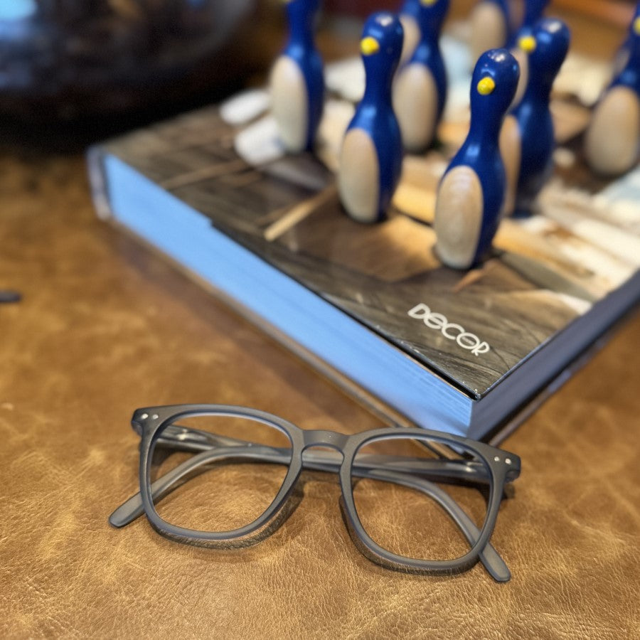 Lançamento - Óculos de leitura Tuc CLASSIC SQUARE Cinza
